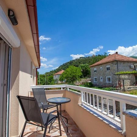 טרביניה Apartmani Grubac מראה חיצוני תמונה
